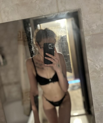 Любочка, 24 года